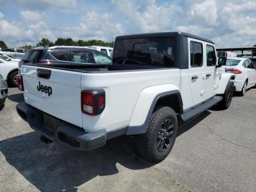 2022 Jeep Gladiator Sport S