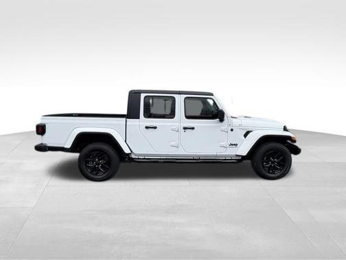 2022 Jeep Gladiator Altitude 4x4