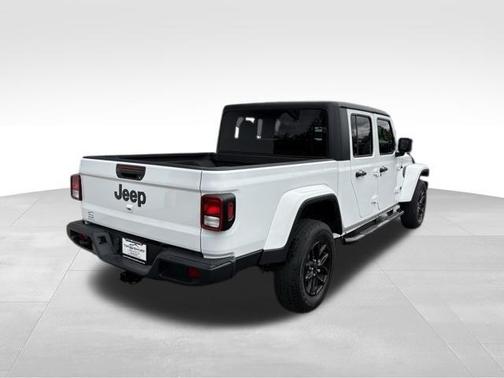 2022 Jeep Gladiator Altitude 4x4