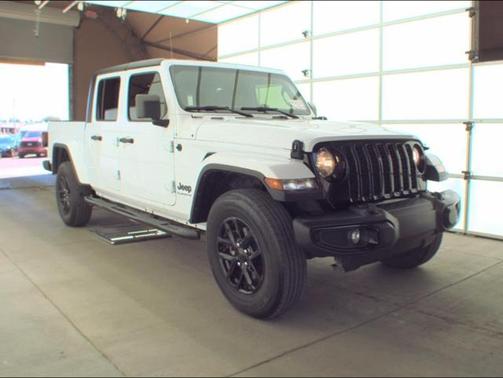 2022 Jeep Gladiator Altitude 4x4