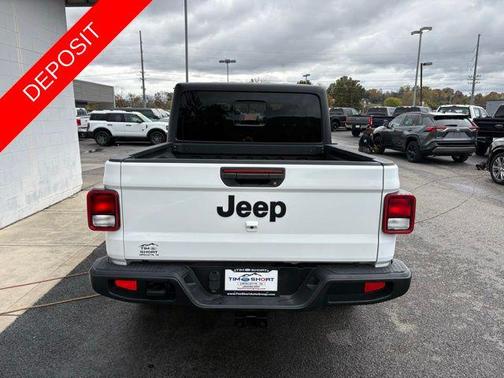 2022 Jeep Gladiator Altitude 4x4
