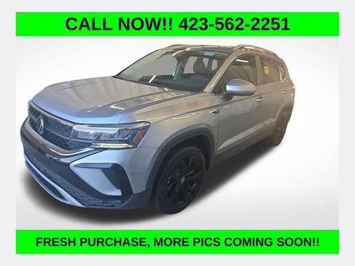 Pyrite Silver Metallic 2022 Volkswagen Taos 1.5T SE