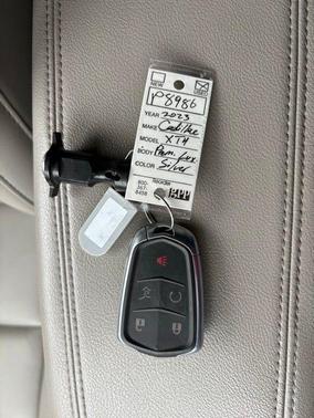 2023 Cadillac XT4 Premium Luxury