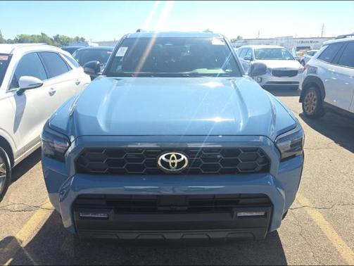 2025 Toyota 4Runner TRD Off Road