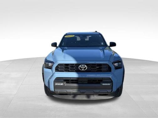2025 Toyota 4Runner TRD Off Road