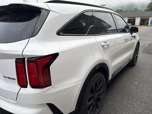 2021 Kia Sorento SX