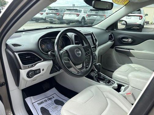 Light Brownstone Pearlcoat 2020 Jeep Cherokee Limited