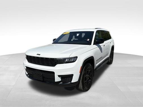 Bright White Clearcoat 2025 Jeep Grand Cherokee L Altitude