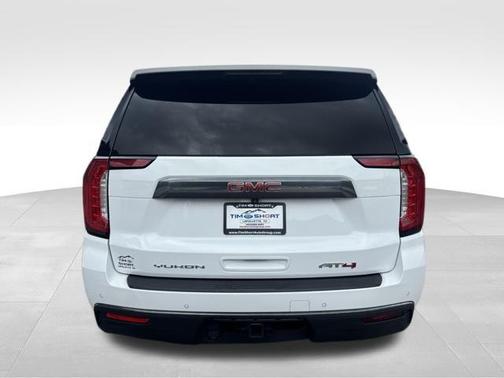 2021 GMC Yukon XL 4WD AT4