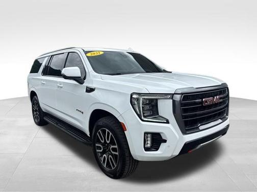2021 GMC Yukon XL 4WD AT4