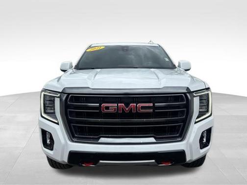 2021 GMC Yukon XL 4WD AT4