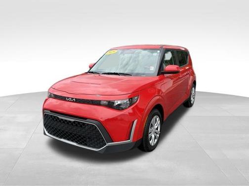 Inferno Red 2025 Kia Soul LX
