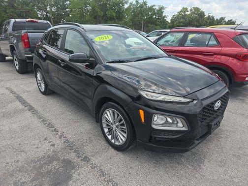 2021 Hyundai KONA SEL