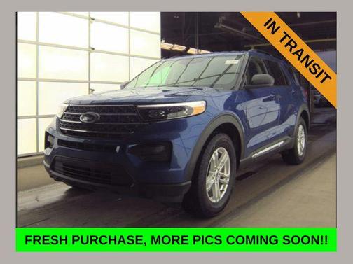 Blue Metallic 2022 Ford Explorer XLT