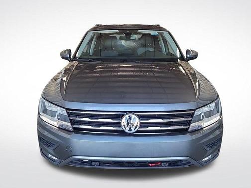 Platinum Gray Metallic 2020 Volkswagen Tiguan 2.0T SEL