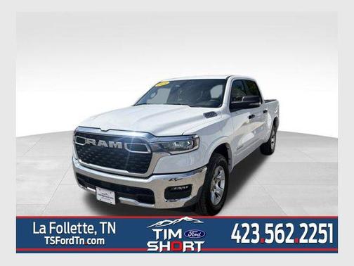 Bright White Clearcoat 2025 RAM 1500 Big Horn/Lone Star