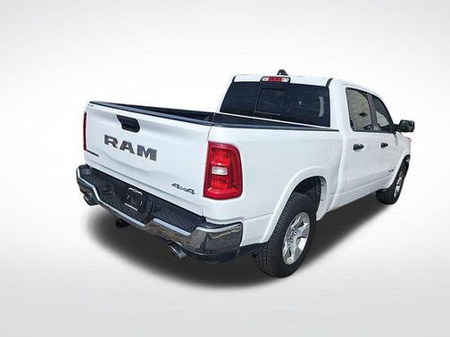 Bright White Clearcoat 2025 RAM 1500 Big Horn/Lone Star