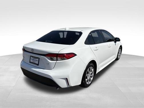 Ice Cap 2025 Toyota Corolla LE