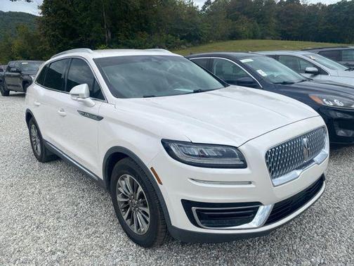 2019 Lincoln Nautilus Select