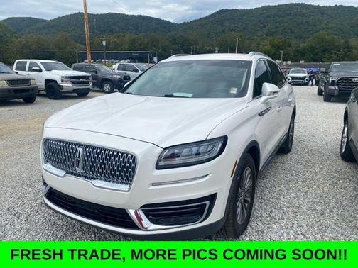 2019 Lincoln Nautilus Select