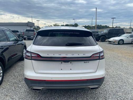 2019 Lincoln Nautilus Select