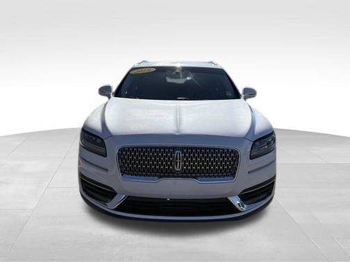2019 Lincoln Nautilus Select