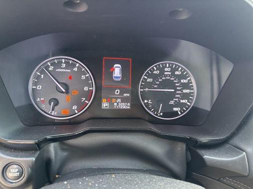 Crystal White Pearl 2022 Subaru Outback Premium