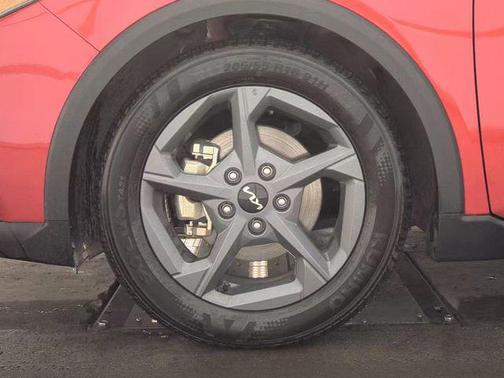 Currant Red 2025 Kia K4 LXS