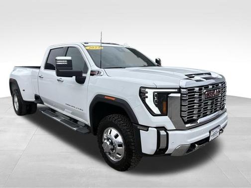 2025 GMC Sierra 3500 Denali