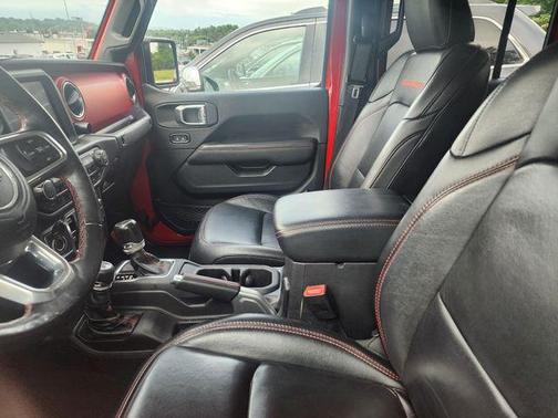Firecracker Red Clearcoat 2020 Jeep Gladiator Rubicon