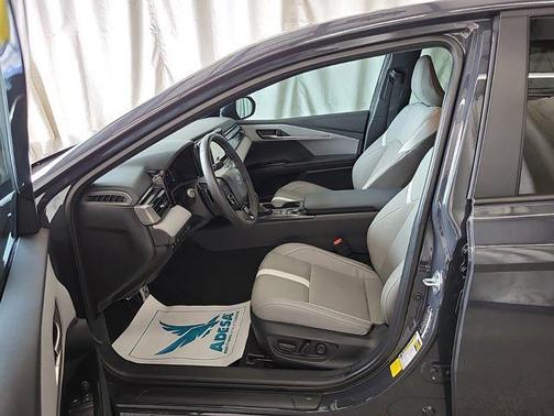 Underground 2026 Toyota Camry SE