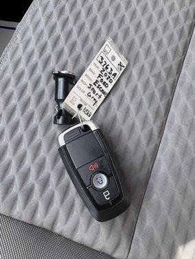 Magnetic Metallic 2020 Ford Escape SE