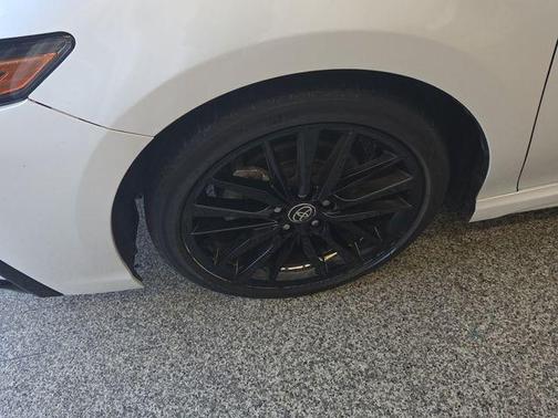 Pearl 2023 Toyota Camry XSE