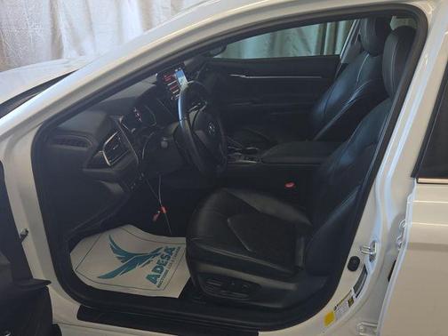 Pearl 2023 Toyota Camry XSE