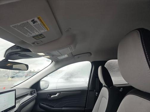 Carbonized Gray Metallic 2024 Ford Escape Active