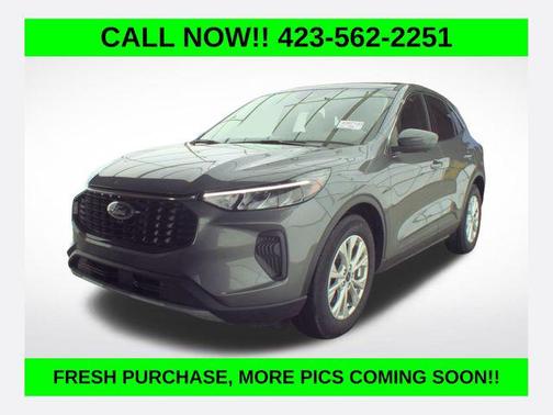 Carbonized Gray Metallic 2024 Ford Escape Active