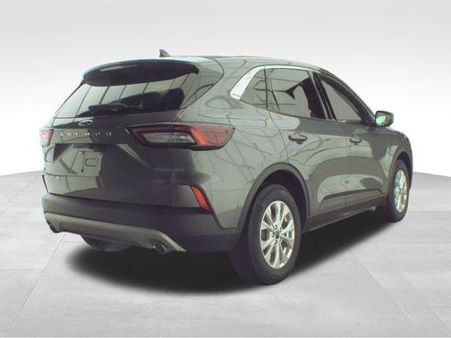 Carbonized Gray Metallic 2024 Ford Escape Active