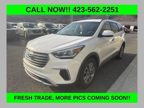 2017 Hyundai SANTA FE SE