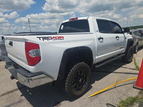 Super White 2019 Toyota Tundra SR5