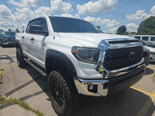 Super White 2019 Toyota Tundra SR5