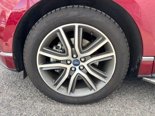 Ruby Red Metallic Tinted Clearcoat 2019 Ford Edge Titanium