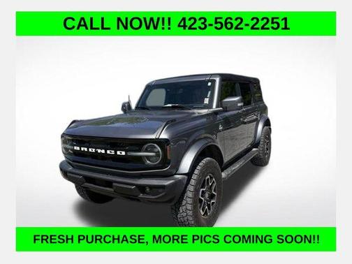 Carbonized Gray Metallic 2023 Ford Bronco Outer Banks