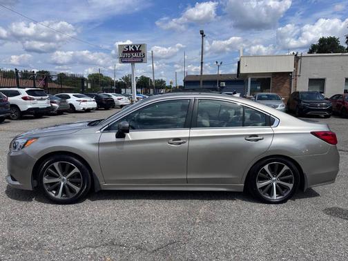 Tungsten Metallic 2017 Subaru Legacy 2.5i Limited