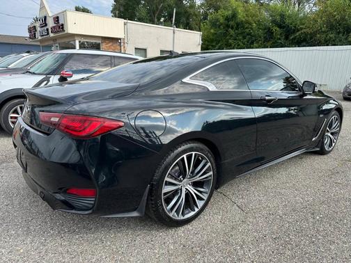 2018 INFINITI Q60 3.0t LUXE