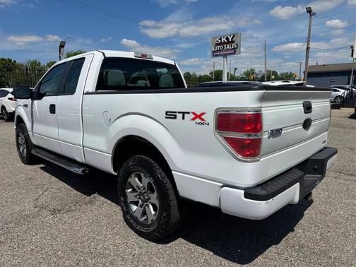 White 2013 Ford F-150 STX
