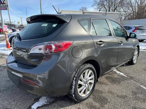 2013 Mazda Mazda3 i Touring
