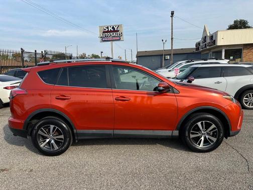 2016 Toyota RAV4 XLE