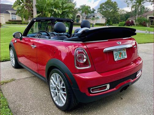 2011 MINI Cooper John Cooper Works