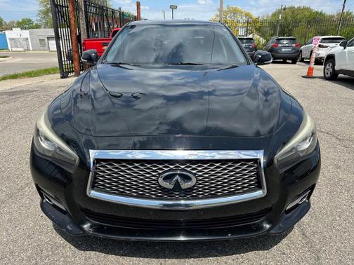 2015 INFINITI Q50 Premium