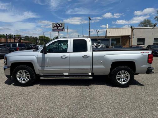 Silver 2017 Chevrolet Silverado 1500 LT